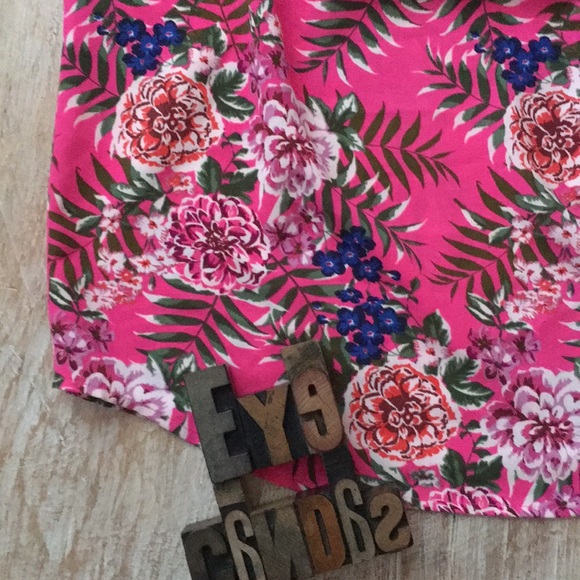 J. CREW Sleeveless Floral Top - Picture 8 of 8